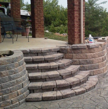 When you come to Greenscape for patio design and construction, you will be dealing with experts in the business.